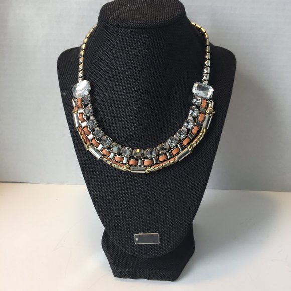 🏆💎🧡EXPRESS Statement Necklace🧡💎🏆 - Picture 2 of 7